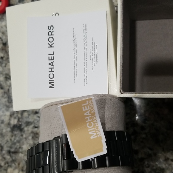 Michael Kors Mens Black Watch - Picture 6 of 6